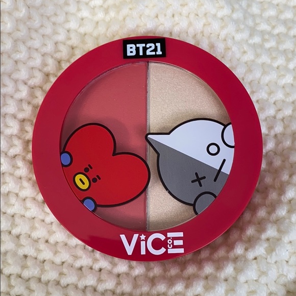 bt21 blush